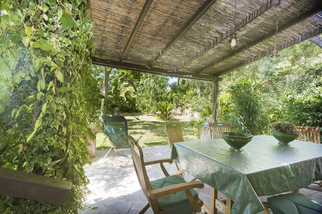 Villa Monserrato Porto Azzurro Esterno foto