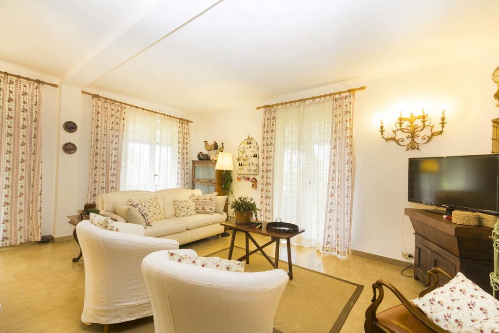 Villa Monserrato Porto Azzurro Camera foto